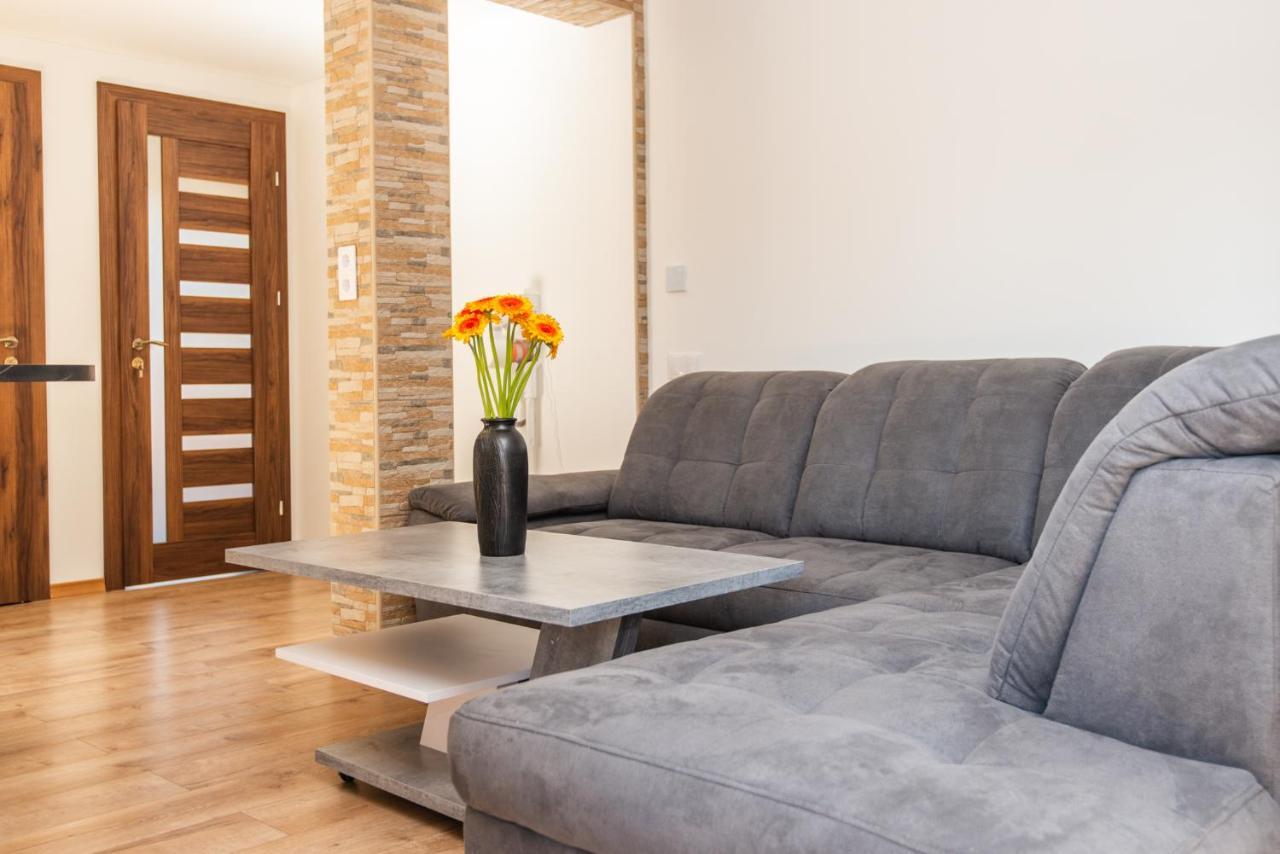 Apartamentai Pas Kaju Senamiestyje Salia Botanikos Parko 팔랑가 외부 사진
