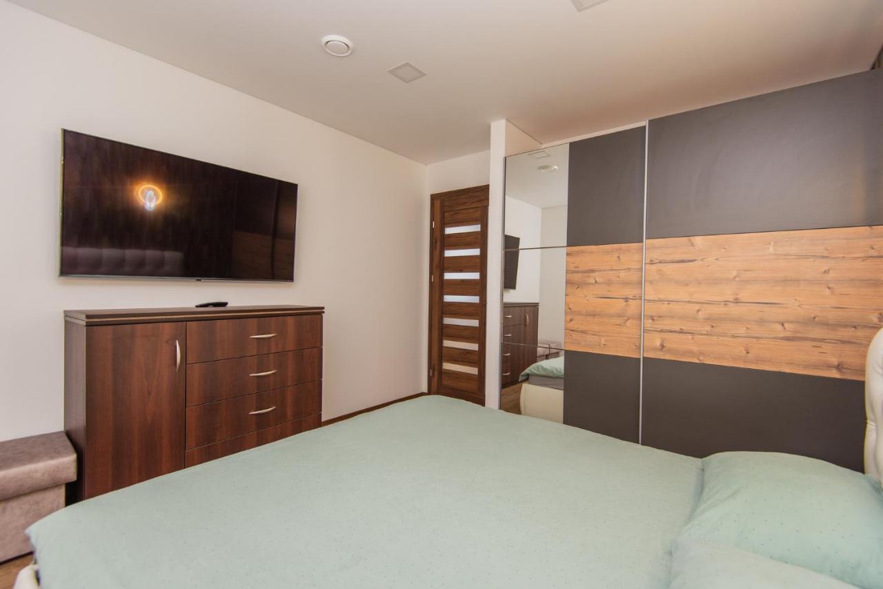 Apartamentai Pas Kaju Senamiestyje Salia Botanikos Parko 팔랑가 외부 사진